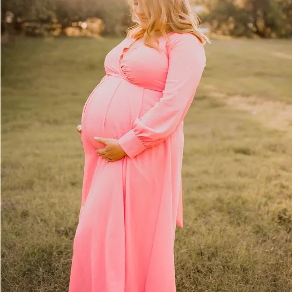pink blush plus size maternity dresses #gifted @pinkblushmaternity is always bringing the most comfortable and  cutest styles! You know I love my dresses, so of course had to pick out  some cute looks for Valentines Day coming up. These 4